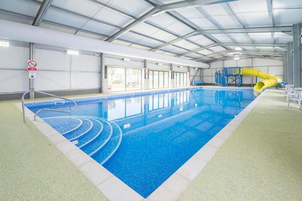 2Br-Sleeps6-Wifi-Freeparking-Holidaypark Clacton-on-Sea Exterior foto